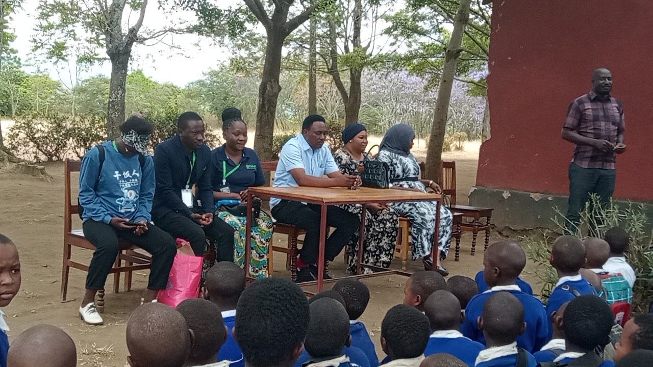 THA SF Team teach  Pupils on the Negative effects of Drug abuse and Alcohol